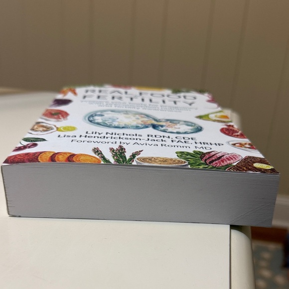 Real Food for Fertility Book - Picture 4 of 6